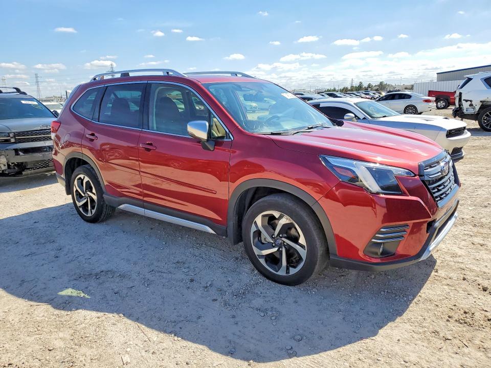 Photo 4 from auction – 2023 SUBARU FORESTER with VIN JF2SKARC6PH490107