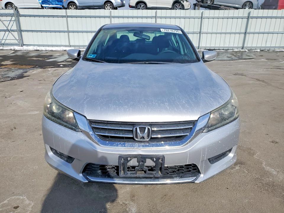 Photo 5 from auction – 2014 HONDA ACCORD with VIN 1HGCR2F34EA010811