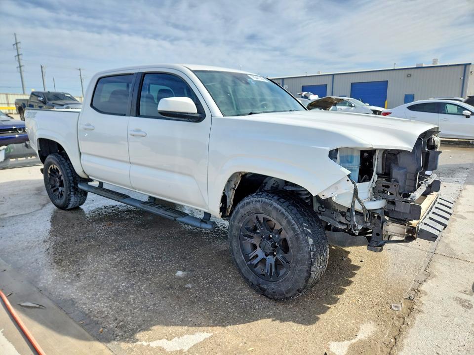 Photo 4 from auction – 2021 TOYOTA TACOMA with VIN 3TYAX5GN2MT024144