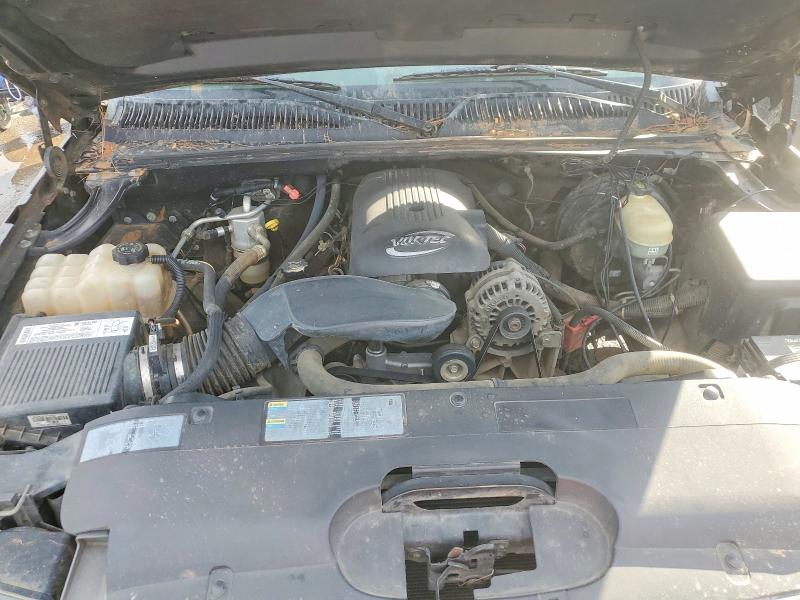 Photo 11 from auction – 2005 CHEVROLET SILVERADO with VIN 1GCEC19V55Z129713