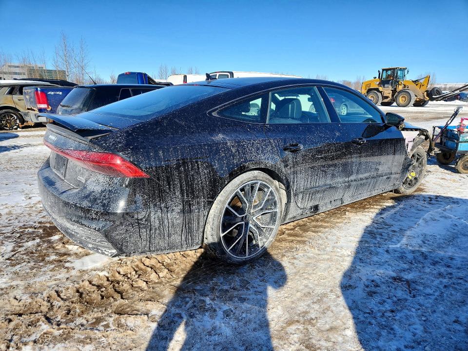 Photo 3 from auction – 2022 AUDI A7 with VIN WAUV2AF24NN049384