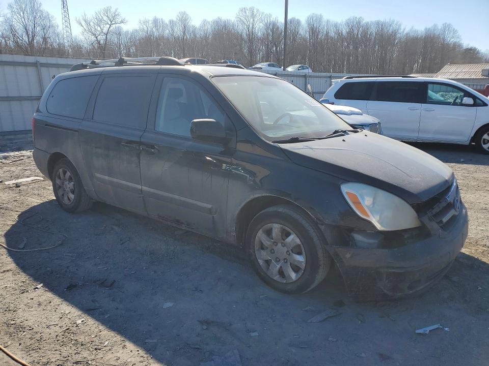Photo 4 from auction – 2008 HYUNDAI ENTOURAGE with VIN KNDMC233786055516
