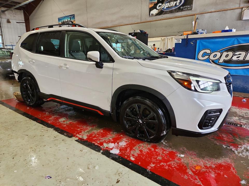 Photo 4 from auction – 2021 SUBARU FORESTER with VIN JF2SKARCXMH419939