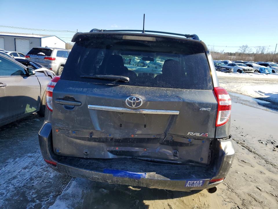 Photo 6 from auction – 2011 TOYOTA RAV4 with VIN JTMRF4DV7B5048135
