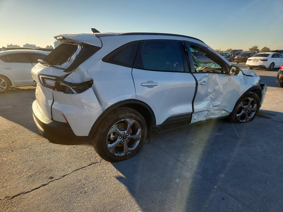 Photo 3 from auction – 2025 FORD ESCAPE ST with VIN 1FMCU0MN7SUB33823