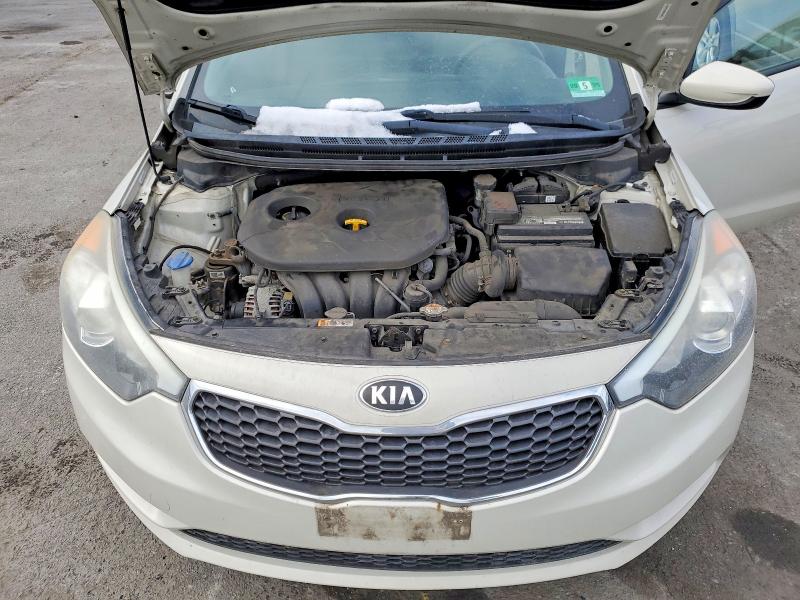 Photo 11 from auction – 2014 KIA FORTE LX with VIN KNAFK4A64E5181657