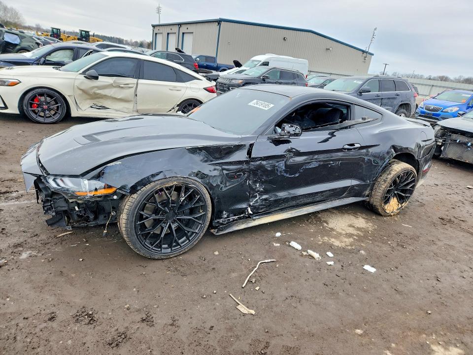 FORD MUSTANG 2022 with VIN 1FA6P8CF2N5136389 - Photo from auction