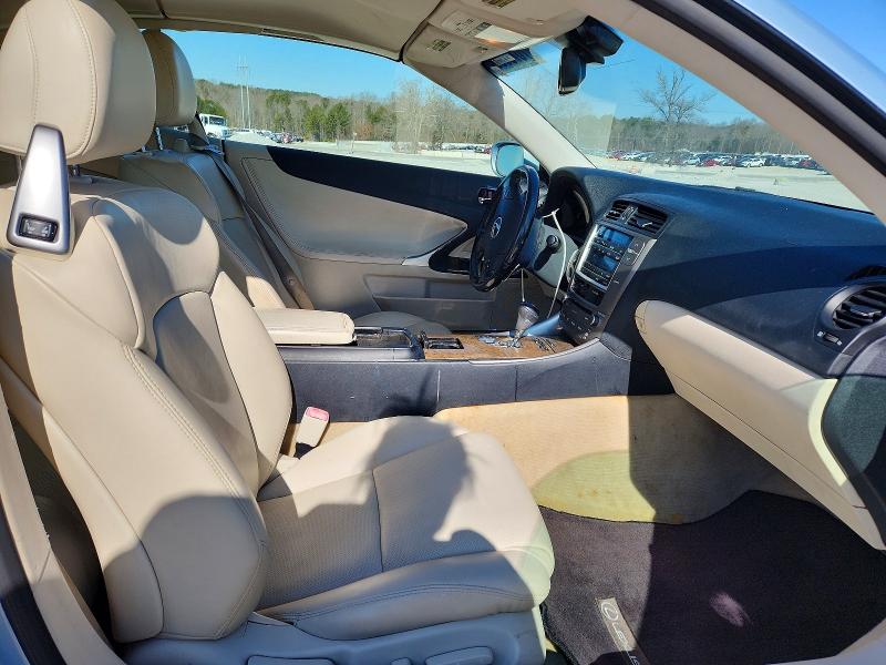 Photo 10 from auction – 2010 LEXUS IS with VIN JTHFF2C22A2510727