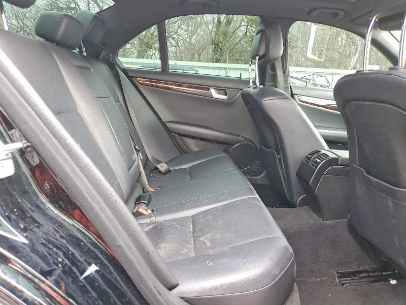 Photo 10 from auction – 2012 MERCEDES-BENZ C 300 4MAT with VIN WDDGF8BBXCA688247