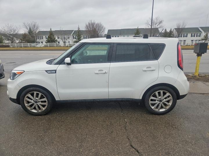 Photo 11 from auction – 2018 KIA SOUL with VIN KNDJP3A51J7893249