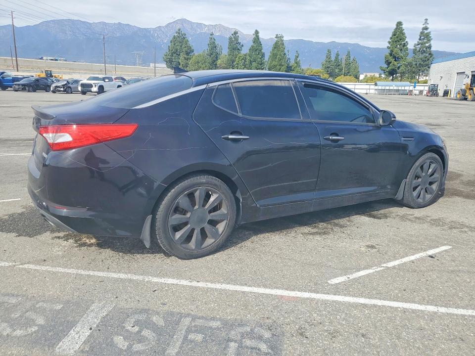 Photo 3 from auction – 2013 KIA OPTIMA SX with VIN 5XXGR4A69DG239727