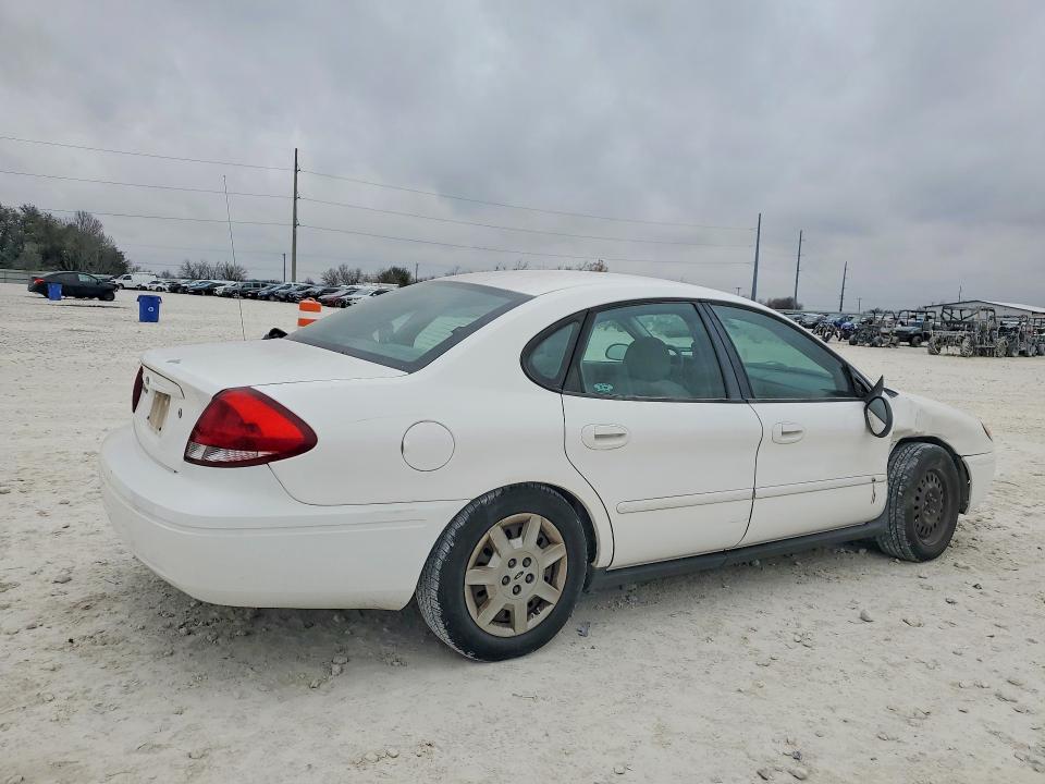 Photo 3 from auction – 2005 FORD TAURUS with VIN 1FAFP53U15A214035