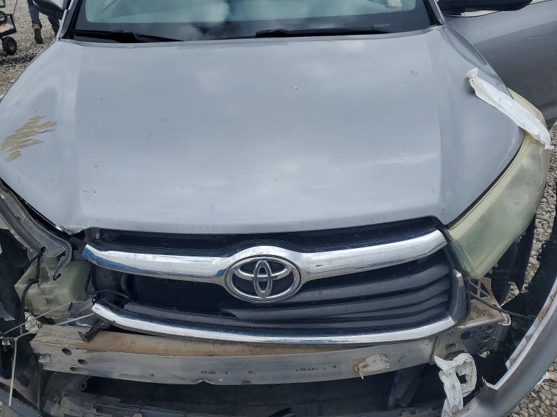 Photo 12 from auction – 2015 TOYOTA HIGHLANDER with VIN 5TDZKRFH5FS057383