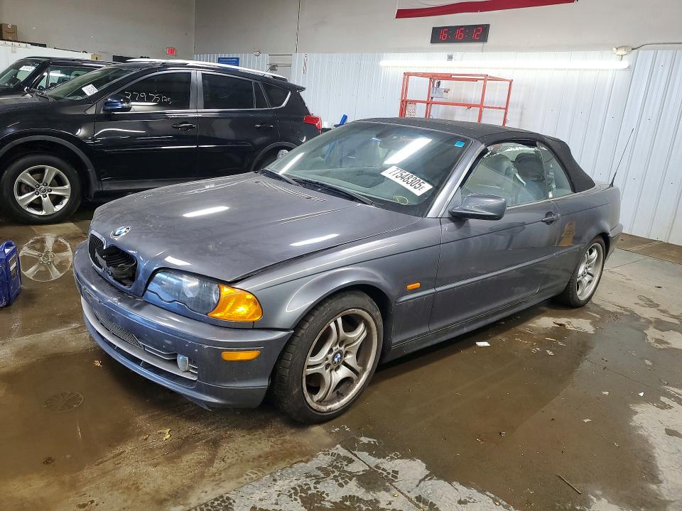 BMW 330 2001 with VIN WBABS53411EV87261 - Photo from auction