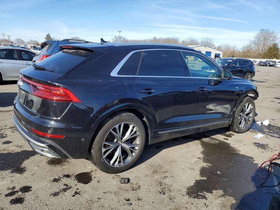Photo 3 from auction – 2020 AUDI Q8 PRESTIG with VIN WA1FVAF16LD002053