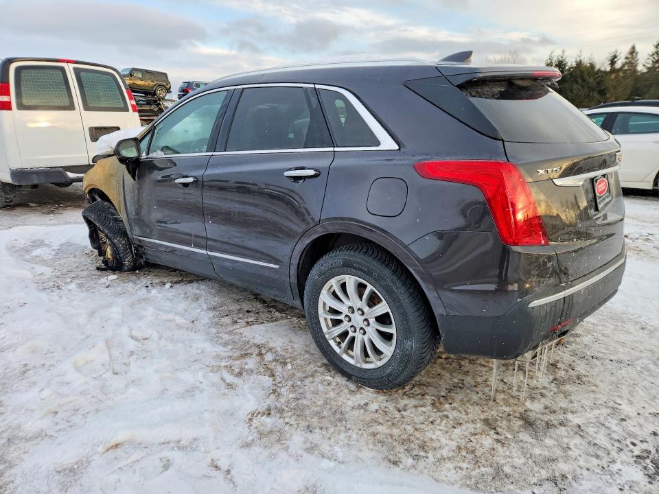Photo 2 from auction – 2017 CADILLAC XT5 with VIN 1GYKNARS1HZ223735