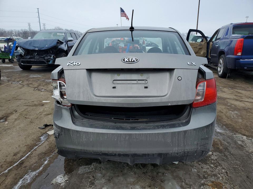 Photo 6 from auction – 2011 KIA RIO BASE with VIN KNADH4A39B6868554
