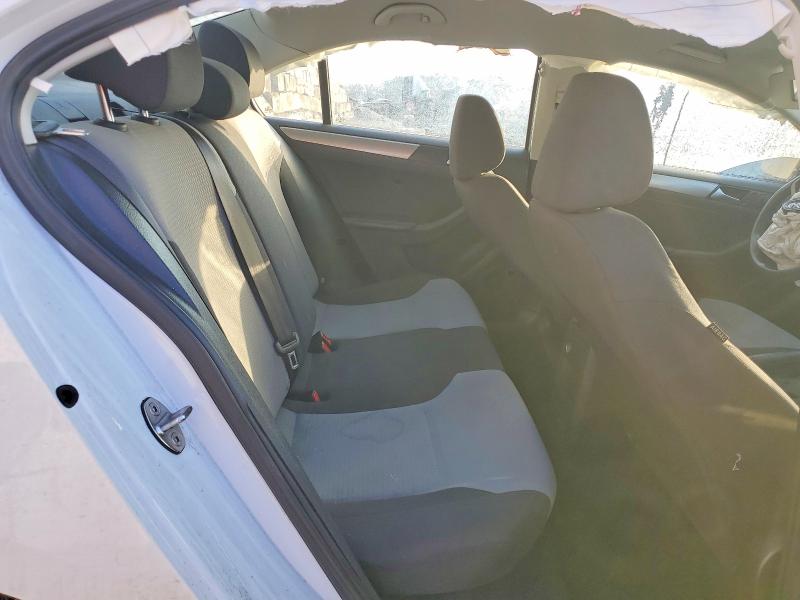 Foto 10 de la subasta – 2017 VOLKSWAGEN JETTA con VIN 3VW2B7AJ2HM407066
