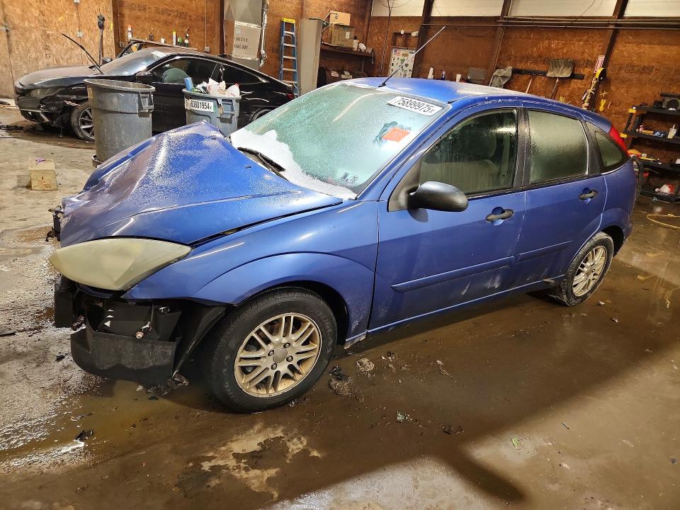 FORD FOCUS 2004 with VIN 3FAFP37Z64R112471 - Photo from auction