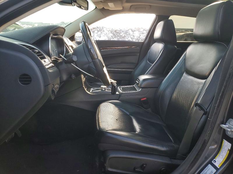 Photo 7 from auction – 2016 CHRYSLER 300C with VIN 2C3CCAKG4GH148070