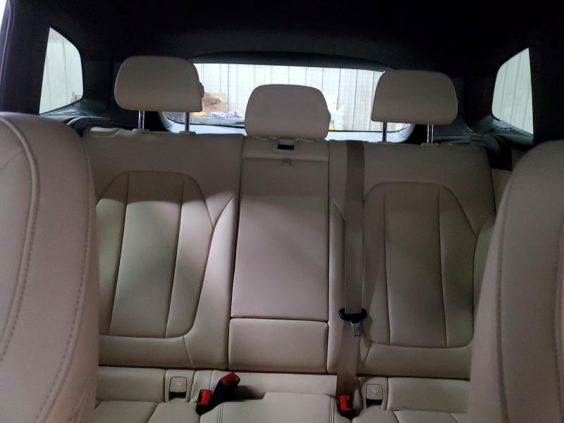 Photo 10 from auction – 2018 BMW X3 XDRIVE3 with VIN 5UXTR9C57JLC79463