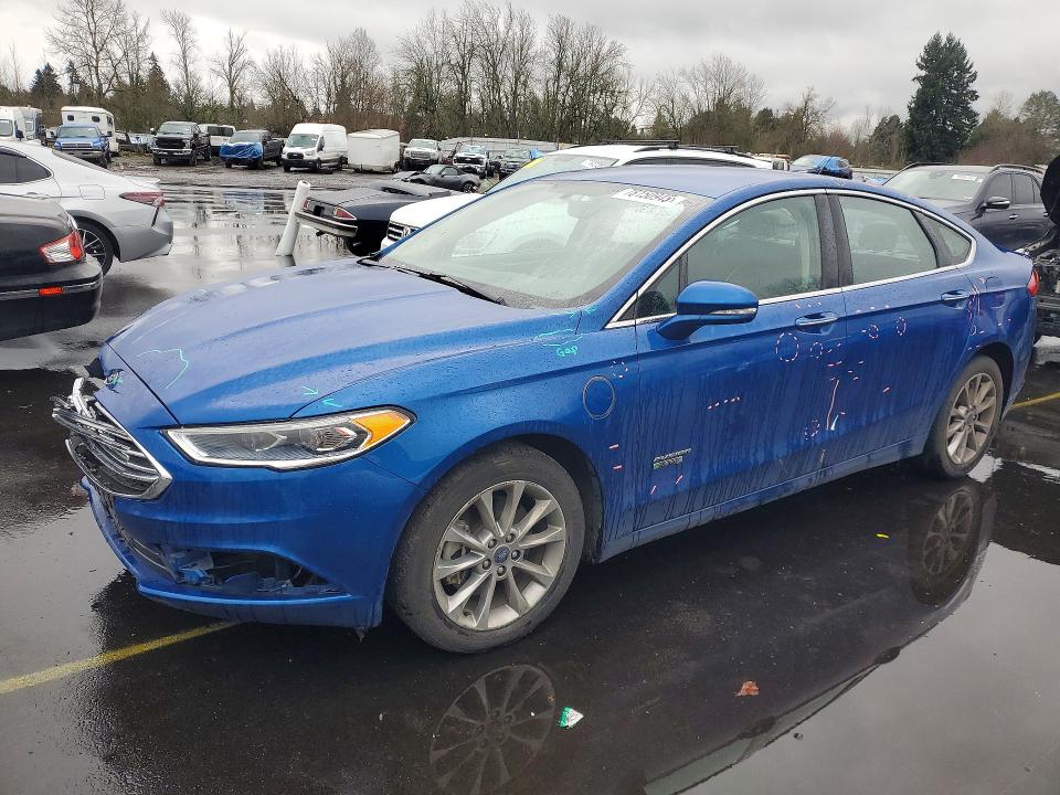 FORD FUSION 2018 with VIN 3FA6P0PU0JR181431 - Photo from auction