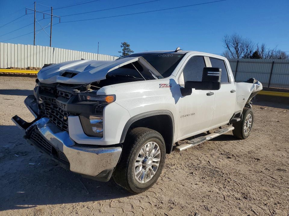 CHEVROLET SILVERADO 2021 with VIN 1GC4YLE73MF250580 - Photo from auction