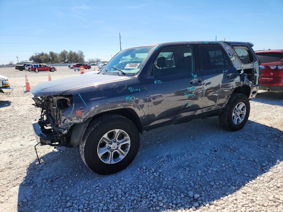 2023 TOYOTA 4RUNNER