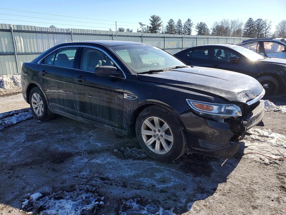 Photo 4 from auction – 2010 FORD TAURUS SE with VIN 1FAHP2DW9AG159266