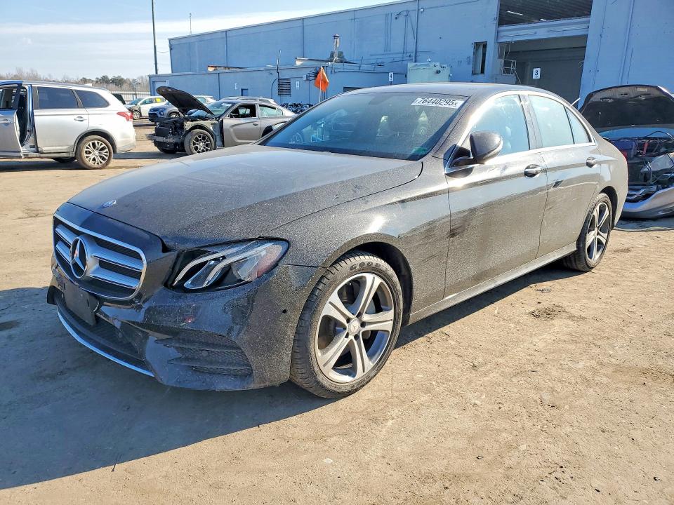 MERCEDES-BENZ E 2017 with VIN WDDZF4KB3HA209935 - Photo from auction
