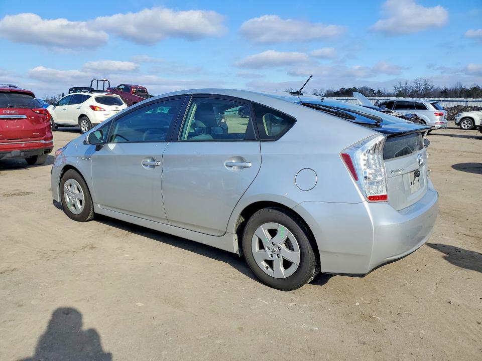 Photo 2 from auction – 2011 TOYOTA PRIUS with VIN JTDKN3DU2B1434555