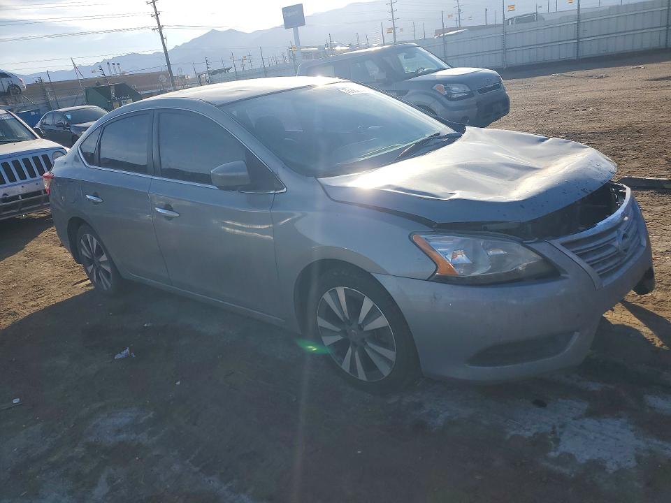 Photo 4 from auction – 2013 NISSAN SENTRA S with VIN 3N1AB7AP4DL797352