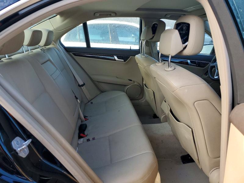 صورة رقم 10 من المزاد - 2012 MERCEDES-BENZ C 300 4MAT مع VIN WDDGF8BB7CA698525