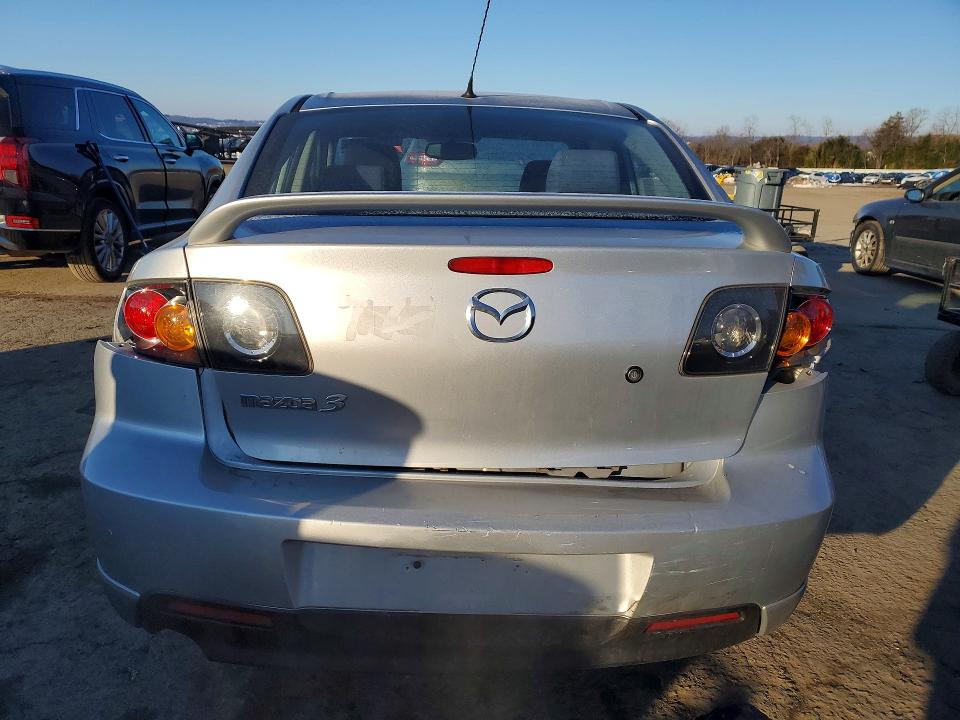 Photo 6 from auction – 2004 MAZDA 3 with VIN JM1BK123641214068