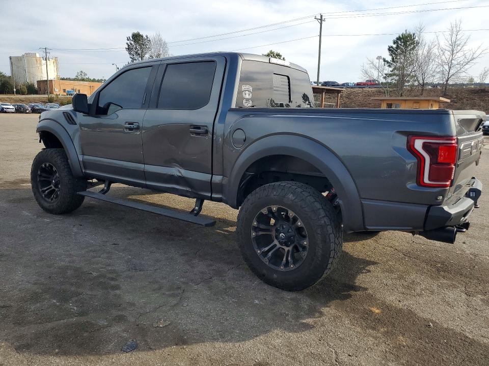 Photo 2 from auction – 2019 FORD F150 with VIN 1FTFW1RG0KFC41913