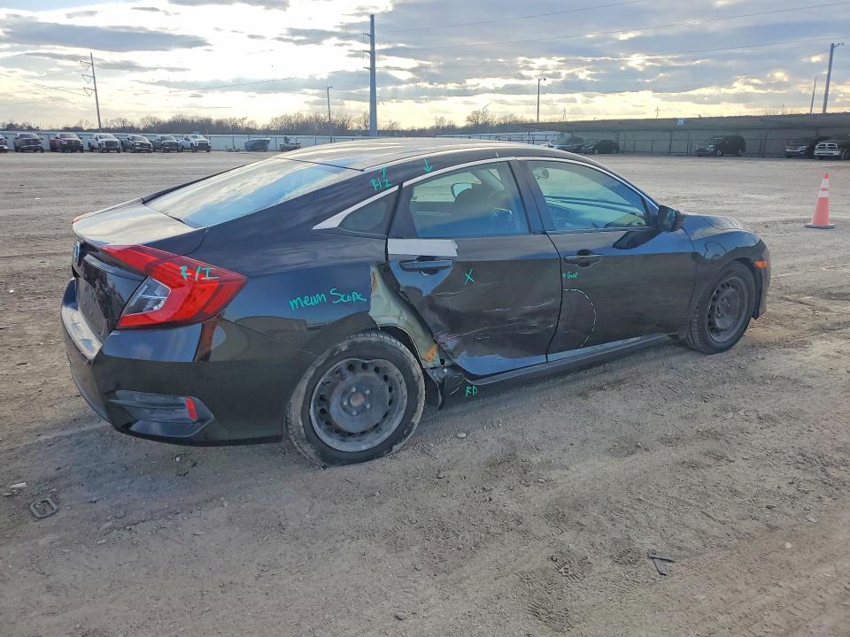 Photo 3 from auction – 2018 HONDA CIVIC with VIN 2HGFC2F55JH554522