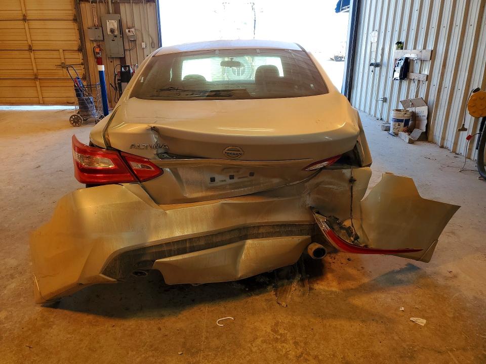 Photo 6 from auction – 2016 NISSAN ALTIMA 2.5 with VIN 1N4AL3AP3GN315340
