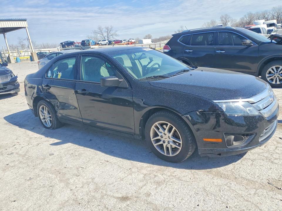 Photo 4 from auction – 2012 FORD FUSION with VIN 3FAHP0GA8CR181260
