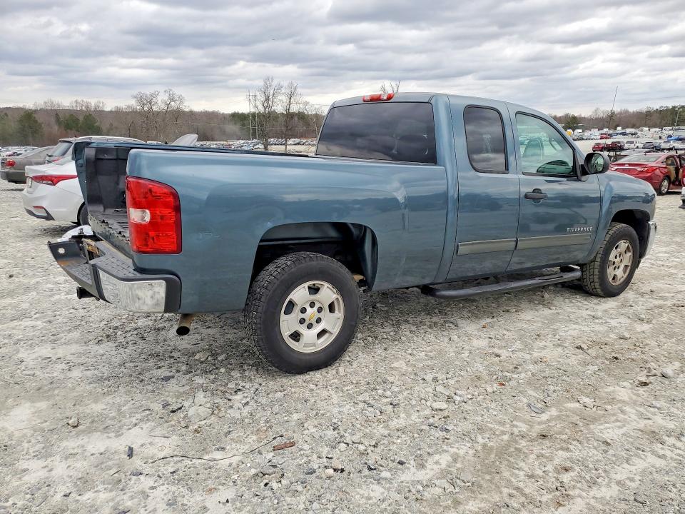 Photo 3 from auction – 2012 CHEVROLET SILVERADO with VIN 1GCRCSE00CZ320941