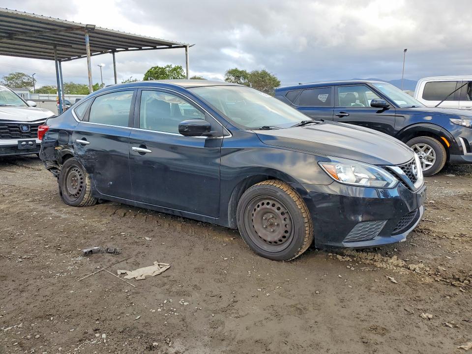 Photo 4 from auction – 2016 NISSAN SENTRA with VIN 3N1AB7AP3GL658043