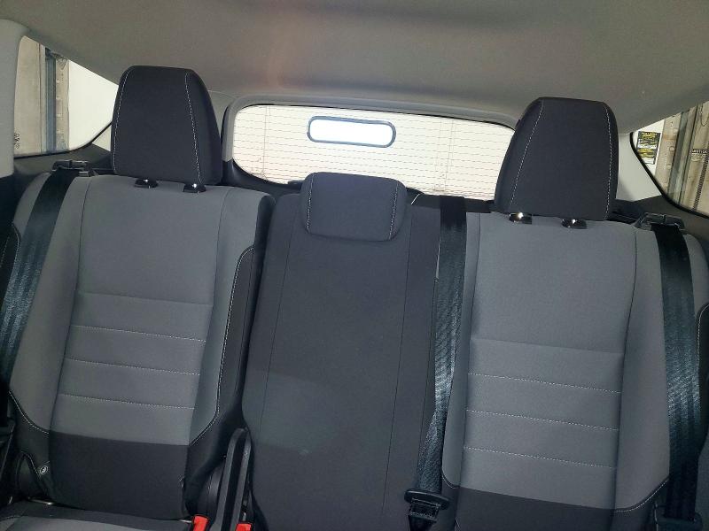 Photo 10 from auction – 2017 FORD ESCAPE with VIN 1FMCU0F76HUD56734