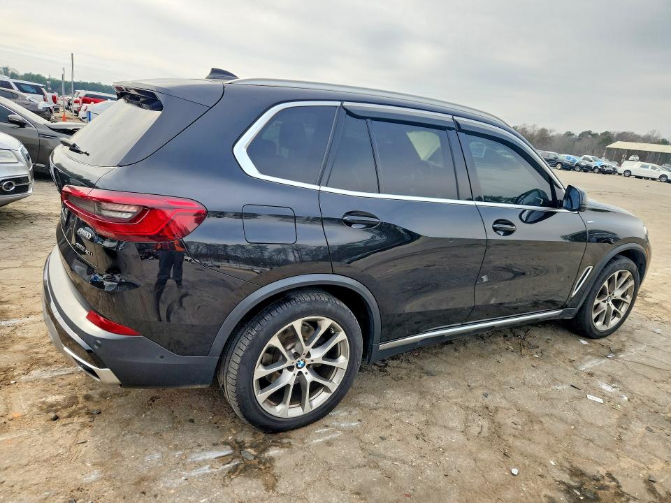 Photo 3 from auction – 2019 BMW X5 with VIN 5UXCR6C55KLL36255