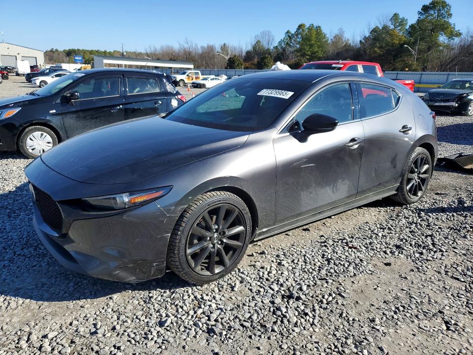 MAZDA 3 2021 with VIN JM1BPAML3M1310884 - Photo from auction