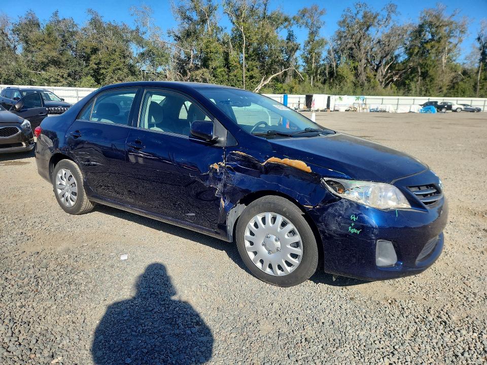 Photo 4 from auction – 2013 TOYOTA COROLLA with VIN 2T1BU4EE5DC043074