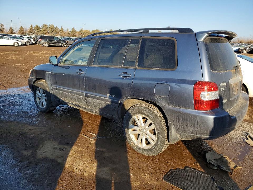Photo 2 from auction – 2006 TOYOTA HIGHLANDER with VIN JTEEW21AX60033907