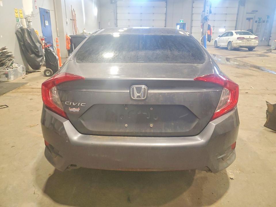 Photo 6 from auction – 2016 HONDA CIVIC with VIN 2HGFC2F75GH010306