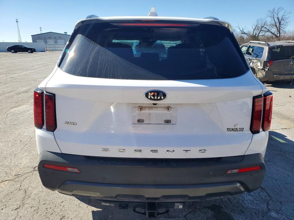 Photo 6 from auction – 2021 KIA SORENTO with VIN 5XYRLDLCXMG006786