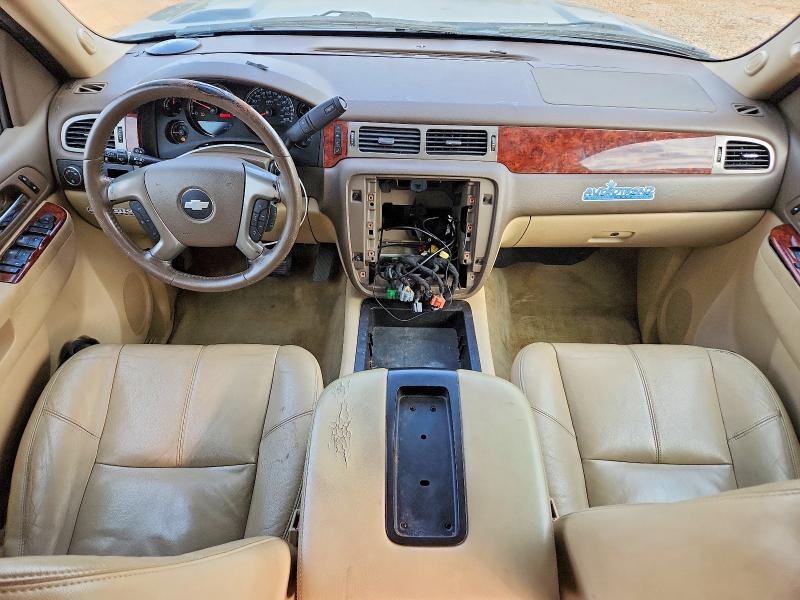 Photo 8 from auction – 2013 CHEVROLET TAHOE with VIN 1GNSCBE08DR255413