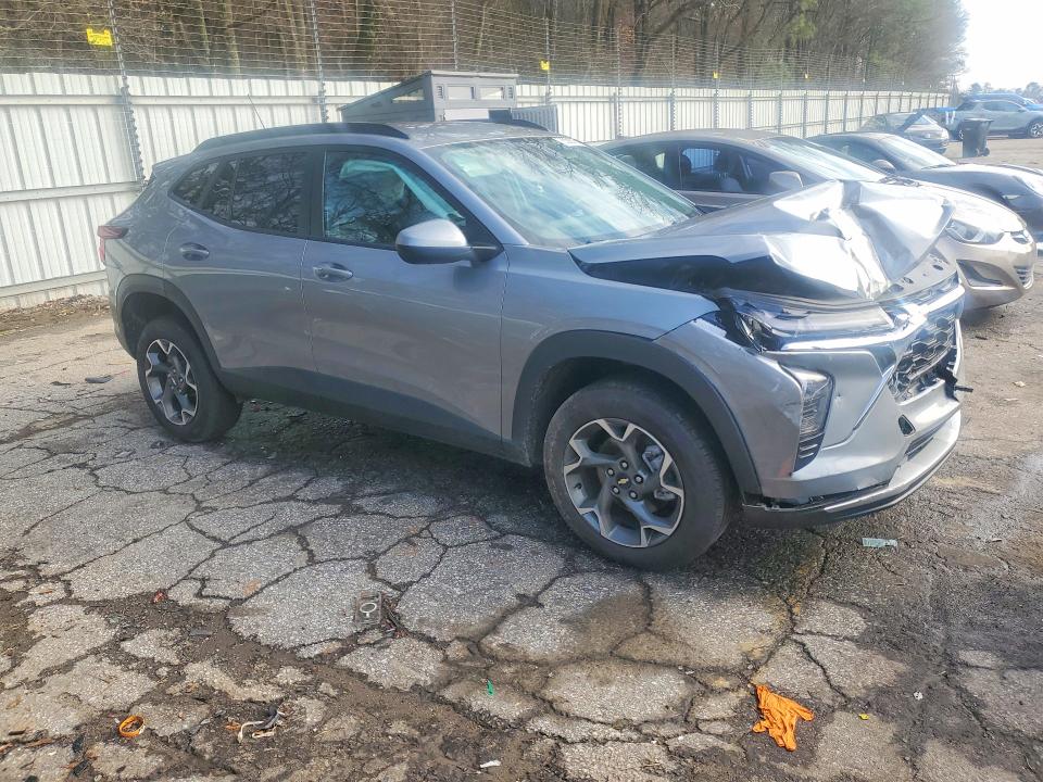 Photo 4 from auction – 2024 CHEVROLET TRAX with VIN KL77LHE20RC054499