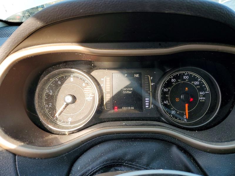 Photo 9 from auction – 2017 JEEP CHEROKEE with VIN 1C4PJLCB1HW641967